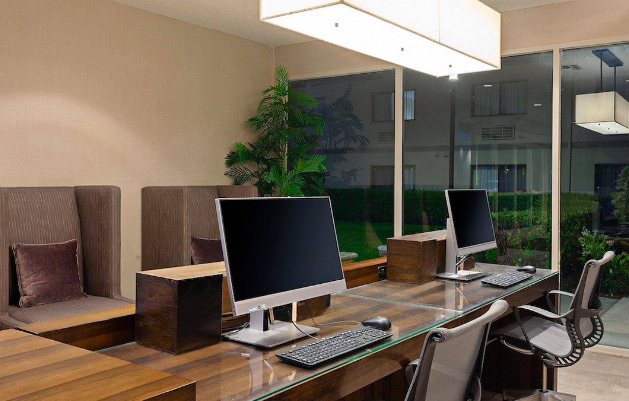 Crowne Plaza Silicon Valley North - Union City By Ihg Exterior photo
